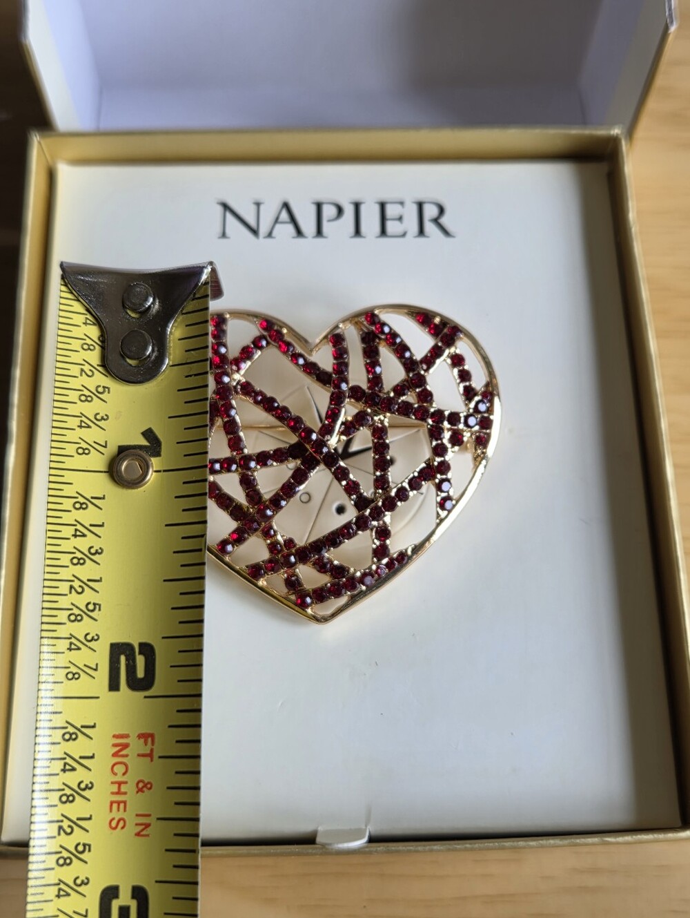 NAPIER Heart Brooch With Red Rhinestones. - Picture 5 of 5